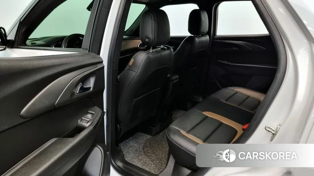 Chevrolet (GM Daewoo) Trailblazer 2021 Белый из Кореи, фото 2