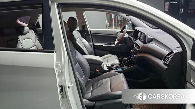 Hyundai All New Tucson 2019 Серебристо-серый из Кореи, фото 2