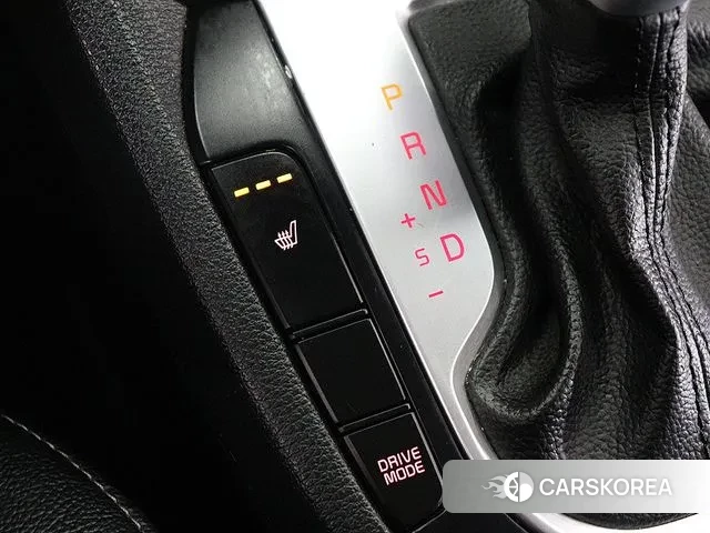 Kia The New K3 2nd generation 2021 Белый из Кореи, фото 2