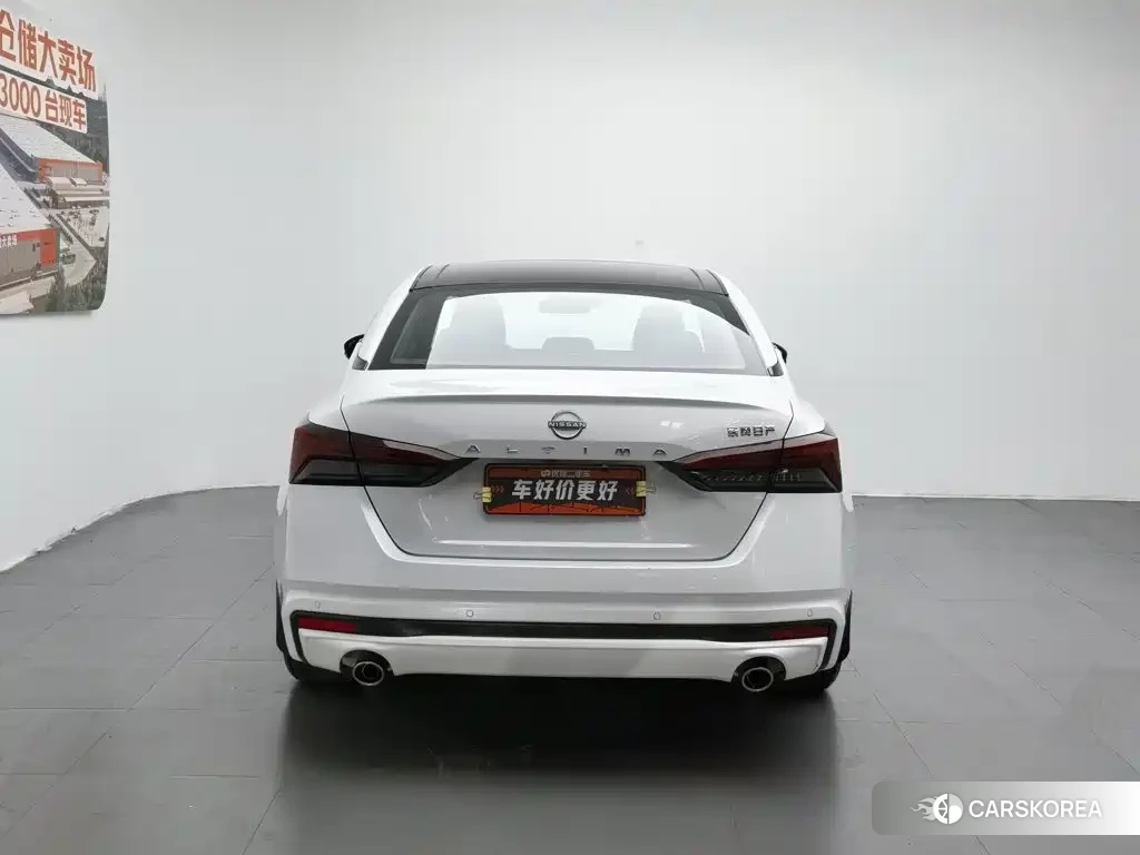 Nissan Teana 2024 Белый из Китая, фото 2
