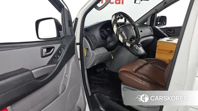 Hyundai The New Grand Starex 2019 Белый из Кореи, фото 2