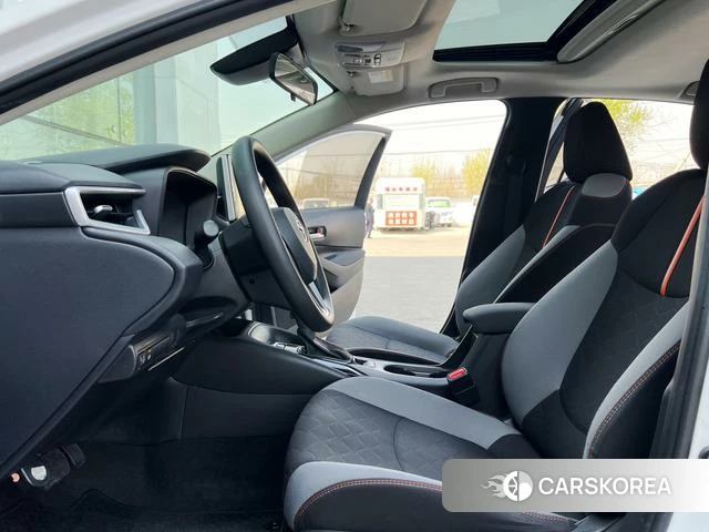 Toyota Corolla 2021 Белый из Китая, фото 2