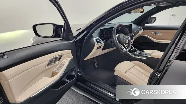 BMW 3 Series (G20) 2025 Черный из Кореи, фото 2