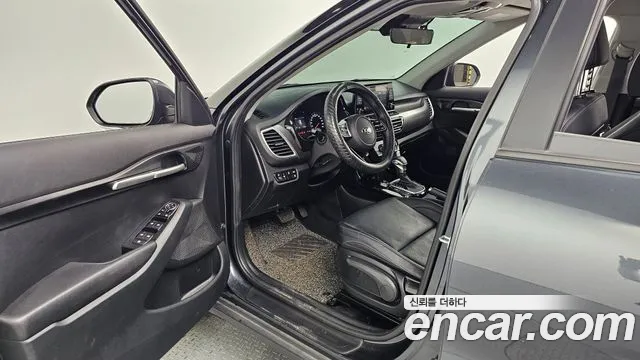 Kia Seltos 2020 Серый из Кореи, фото 2