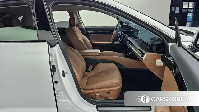 Hyundai Grandeur Hybrid (GN7) 2024 Белый из Кореи, фото 2