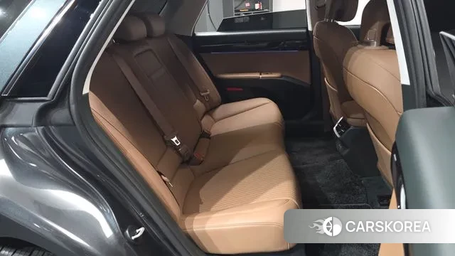 Hyundai Grandeur (GN7) 2023 Серый из Кореи, фото 2