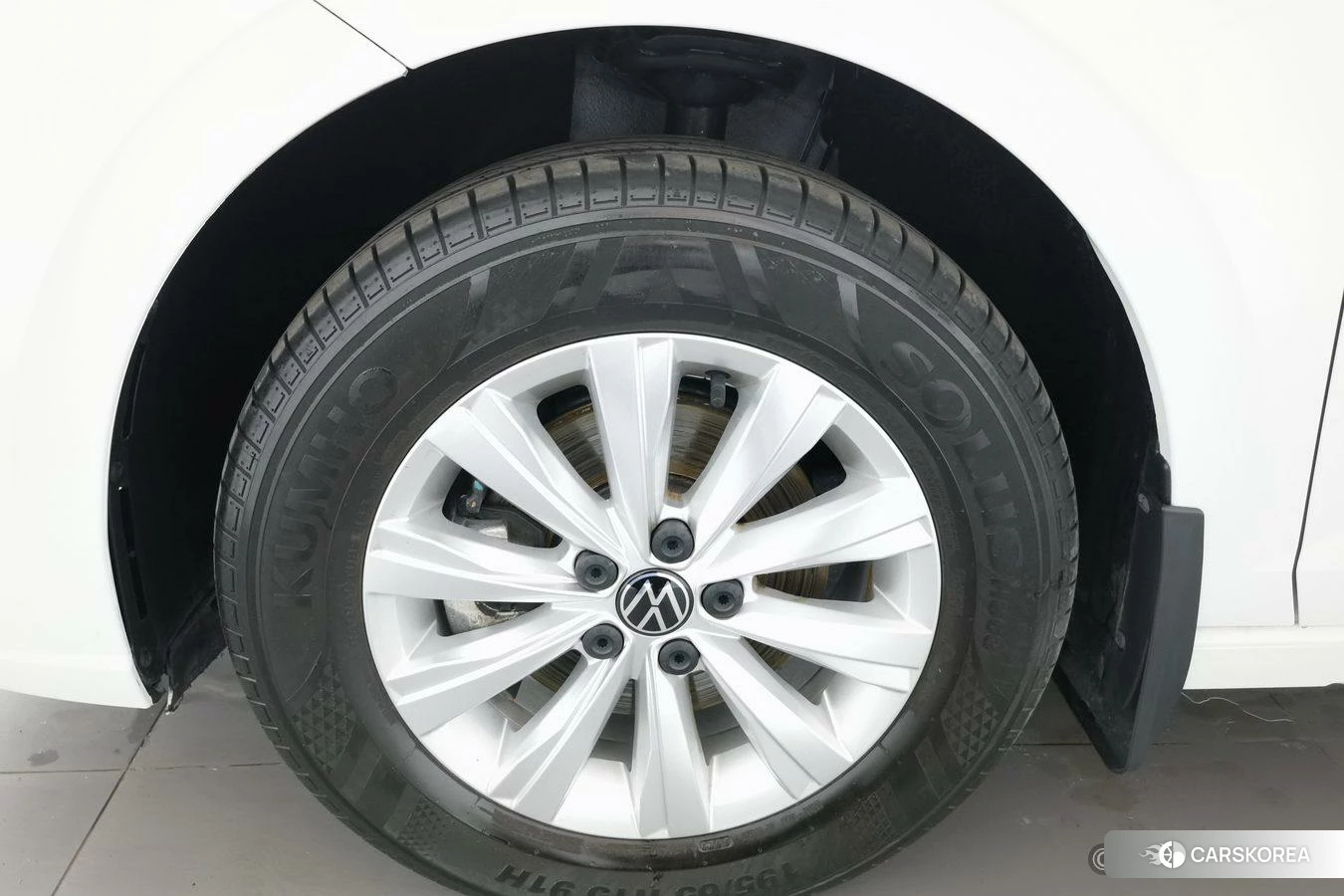 Volkswagen Lavida 2024 Белый из Китая, фото 2