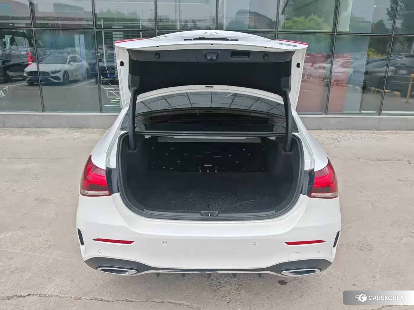 Mercedes-Benz A-Class 2023 Белый из Китая, фото 2