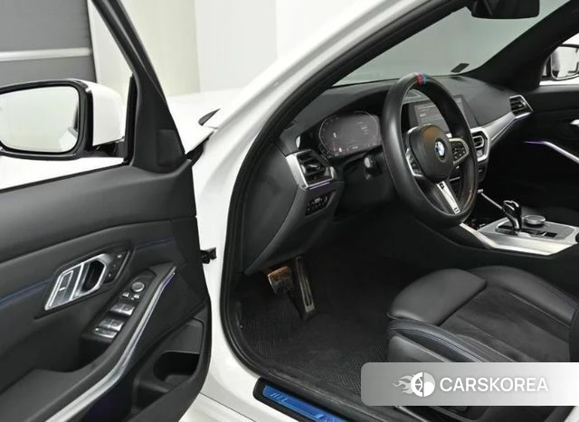 BMW 3 Series (G20) 2022 Белый из Кореи, фото 2