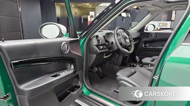 Mini Cooper Countryman 2020 Зеленый из Кореи, фото 2