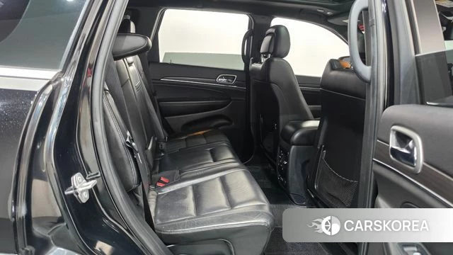 Jeep Grand Cherokee 2018 Черный из Кореи, фото 2