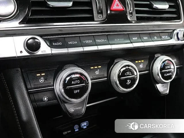 Genesis G70 2019 Черный из Кореи, фото 2