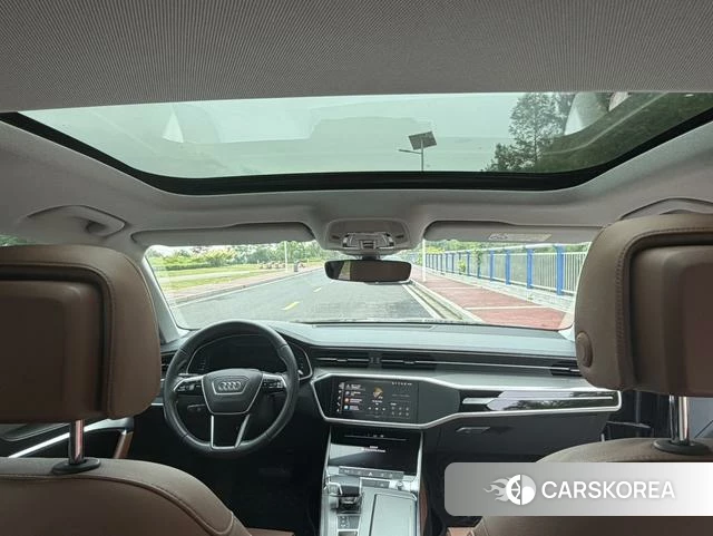 Audi A6L 2021 Черный из Китая, фото 2