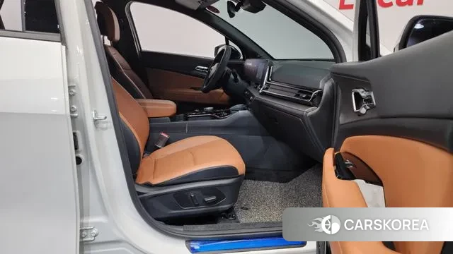 Kia Sportage 5th Generation 2024 Белый из Кореи, фото 2