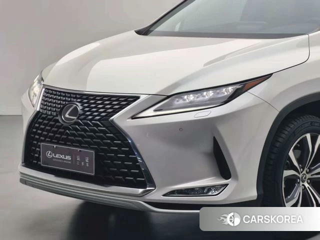 Lexus RX 2023 Белый из Китая, фото 2