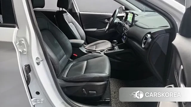 Hyundai The New Kona 2022 Белый из Кореи, фото 2