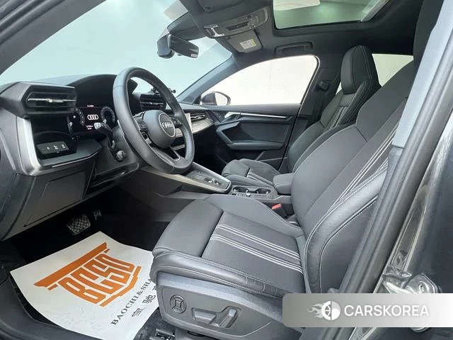 Audi A3 2023 Темно-серый из Китая, фото 2