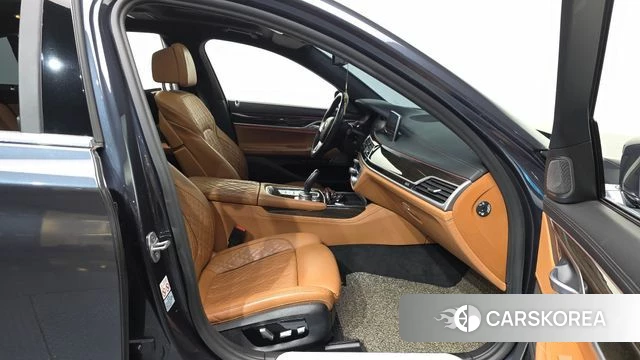 BMW 7 Series (G11) 2020 Серый из Кореи, фото 2