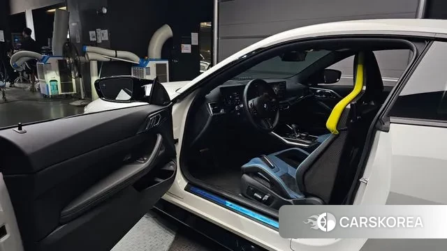 BMW M4 (G82) 2024 Белый из Кореи, фото 2