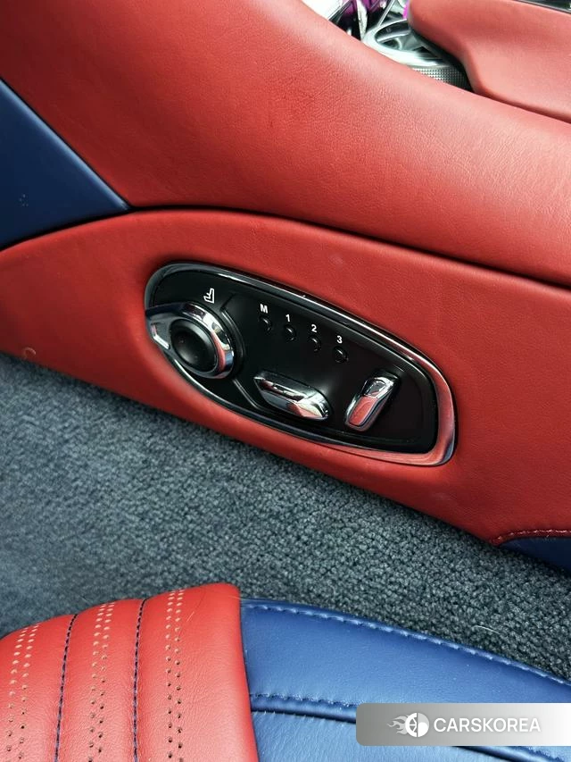 Aston Martin DB11 2018 Красный из Китая, фото 2