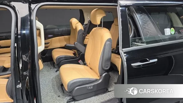 Kia Carnival 4th generation 2022 Черный из Кореи, фото 2