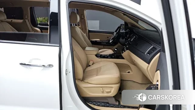 Kia The New Carnival 2019 Белый из Кореи, фото 2