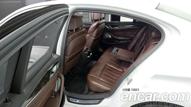 BMW 5 Series (G30) id 2680260 из Кореи 2