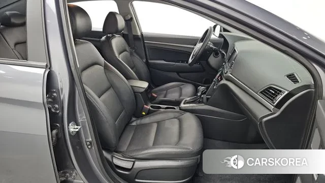 Hyundai Avante AD 2018 Серый из Кореи, фото 2