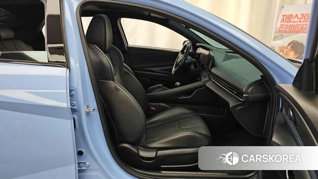Hyundai Avante (CN7) 2022 Небесно-голубой из Кореи, фото 2