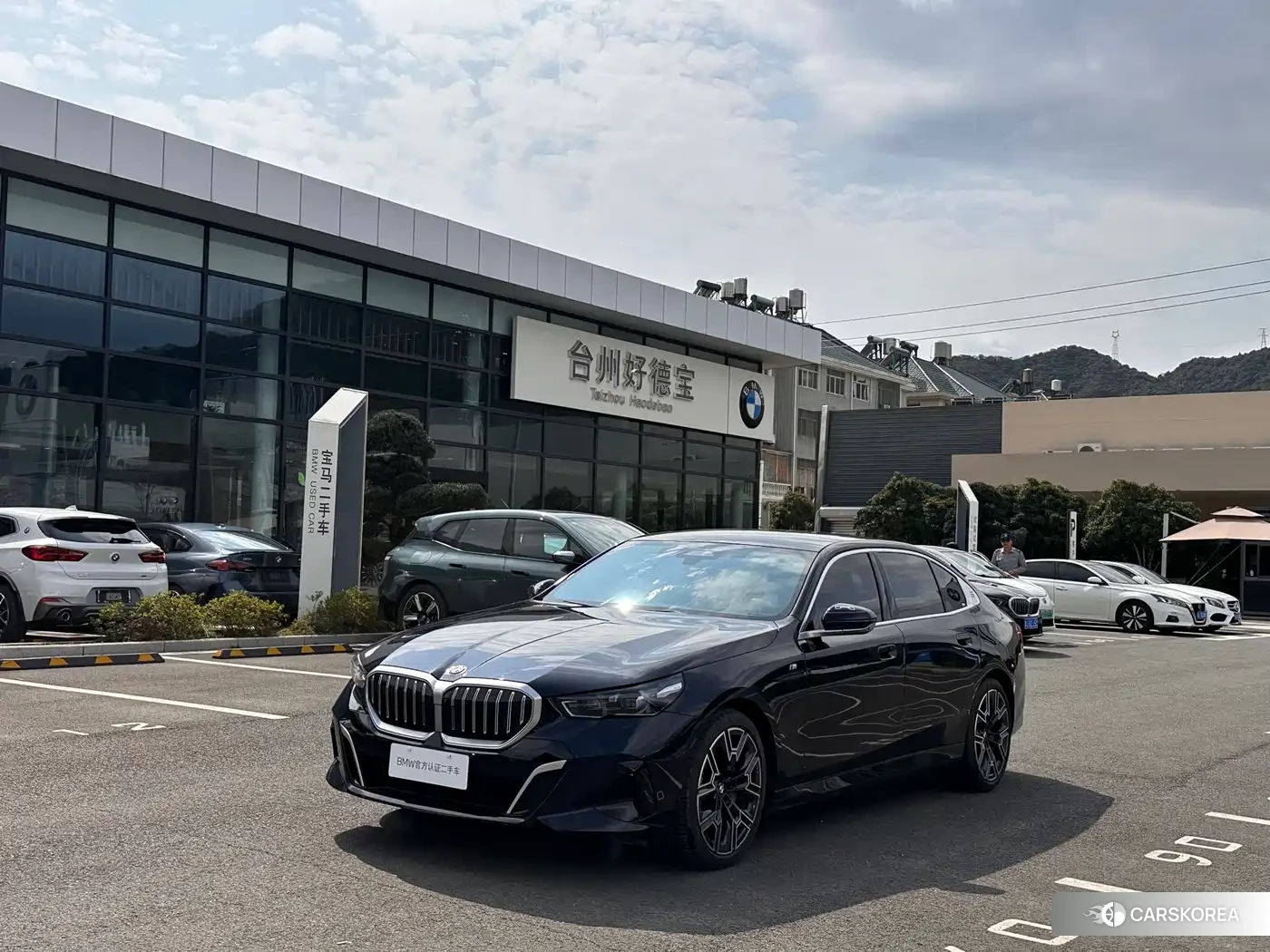 BMW 5 series 2024 Черный из Китая, фото 2