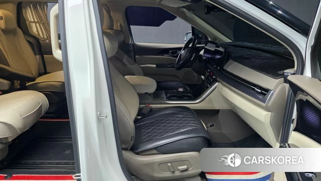 Kia Carnival 4th generation 2023 Белый из Кореи, фото 2