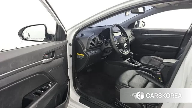 Hyundai The New Avante AD 2018 Белый из Кореи, фото 2