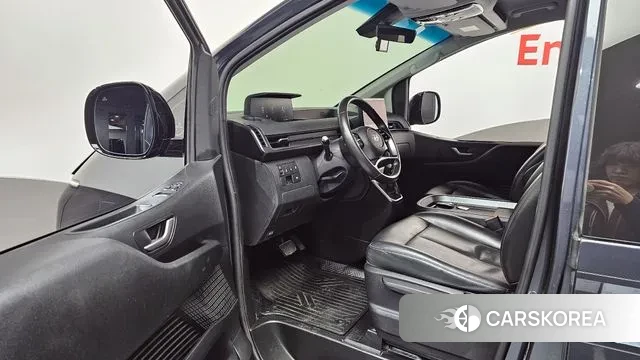 Hyundai Staria 2022 Серый из Кореи, фото 2