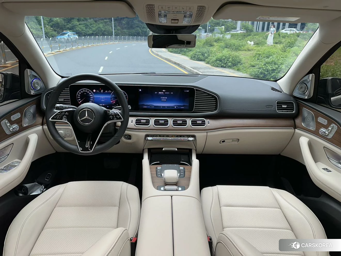 Mercedes-Benz GLE (import) 2023 Черный из Китая, фото 2