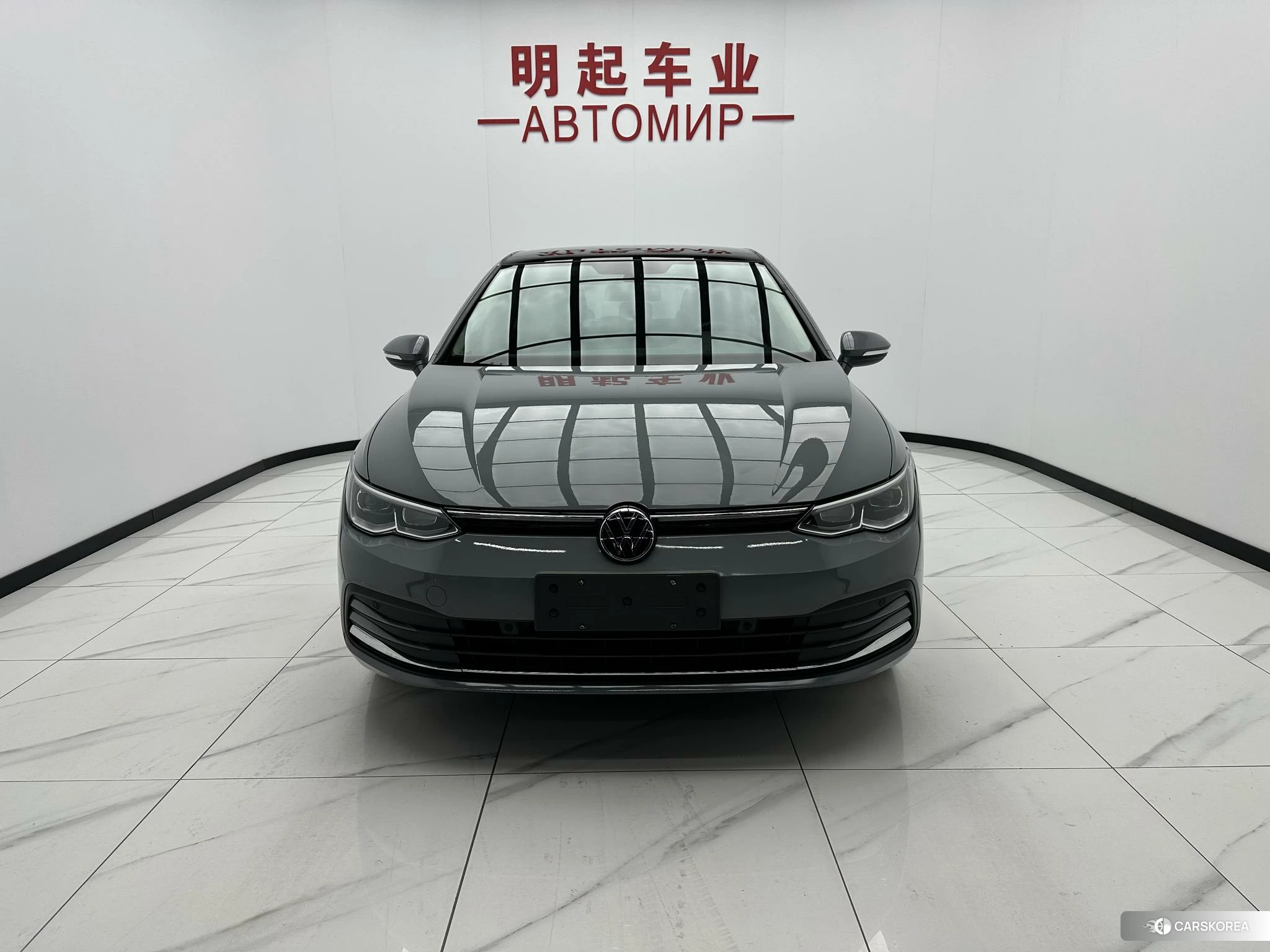 Volkswagen Golf 2023 Темно-серый из Китая, фото 2