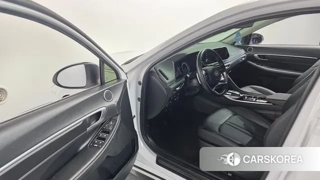 Hyundai Sonata (DN8) 2023 Белый из Кореи, фото 2