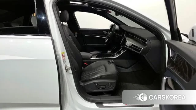 Audi A6 (C8) 2019 Белый из Кореи, фото 2