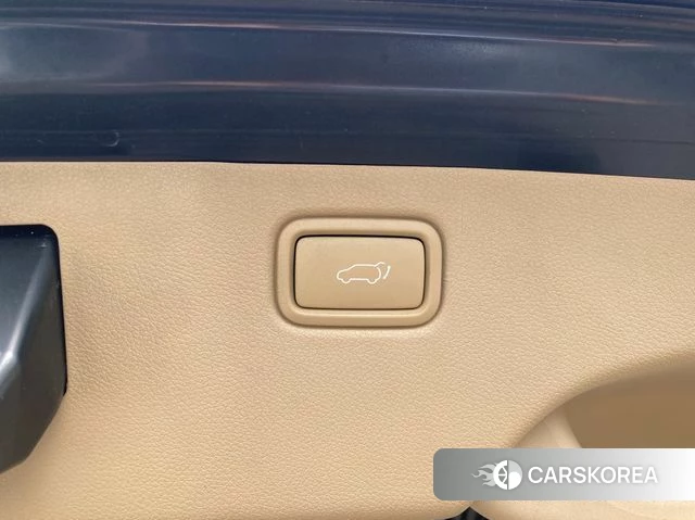 Kia The New Carnival 2019 Черный из Кореи, фото 2
