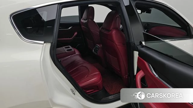 Maserati Levante 2018 Белый из Кореи, фото 2