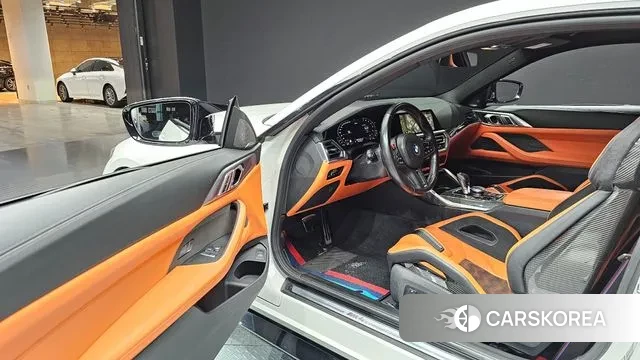 BMW M4 (G82) 2022 Белый из Кореи, фото 2