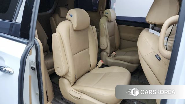 Kia The New Carnival 2018 Белый из Кореи, фото 2