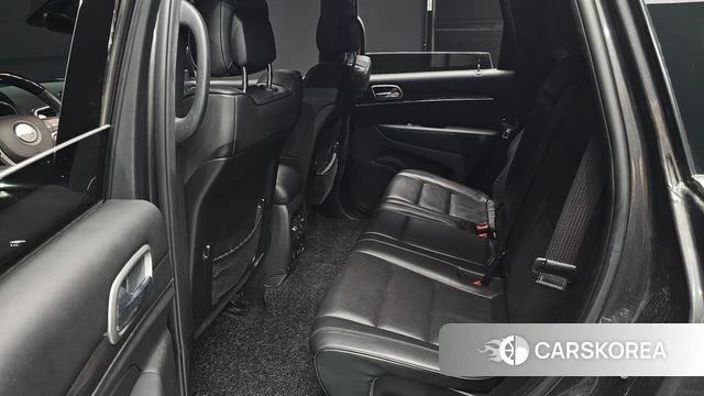Jeep Grand Cherokee 2018 Серый из Кореи, фото 2