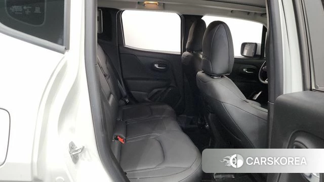 Jeep Renegade 2022 Белый из Кореи, фото 2