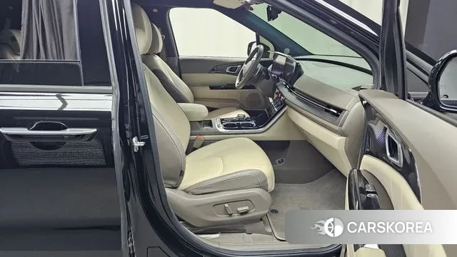 Kia Carnival 4th generation 2023 Черный из Кореи, фото 2