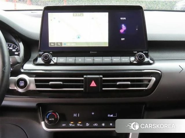 Kia Seltos 2022 Белый из Кореи, фото 2