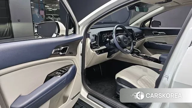 Kia Sportage 5th Generation 2023 Белый из Кореи, фото 2