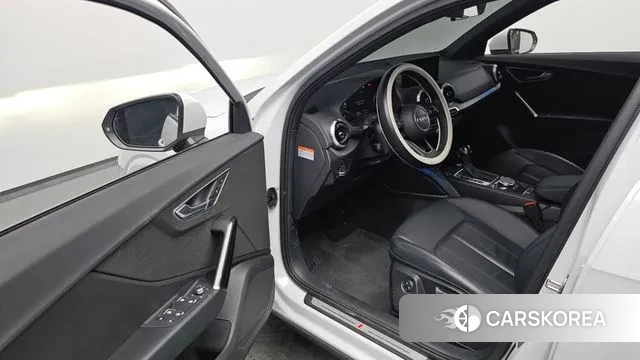 Audi Q2 2023 Белый из Кореи, фото 2