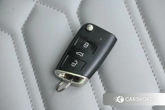 Volkswagen Tanyue 2023 Белый из Китая, фото 2