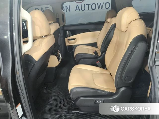 Kia Carnival 4th generation 2023 Серый из Кореи, фото 2