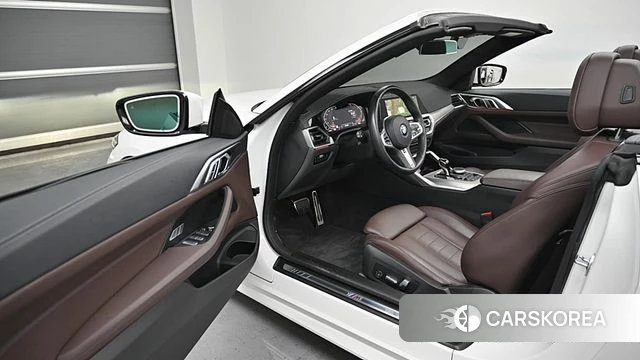 BMW 4 Series (G22) 2023 Белый из Кореи, фото 2